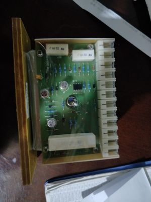 12vb 21.00 Части двигателя Jichai Масляный охладитель Сборка ISO 9001 Сертифицированный алюминиевый сплав